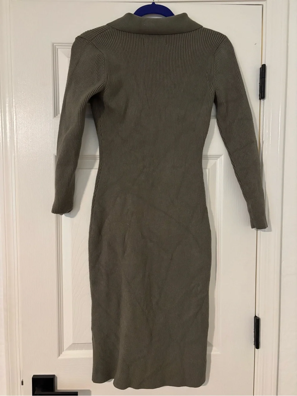 Abercrombie & Fitch Midi Olive Green Sweater Dress - Picture 3 of 4